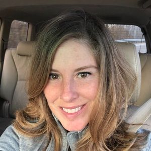 Meet your Posher, Holly